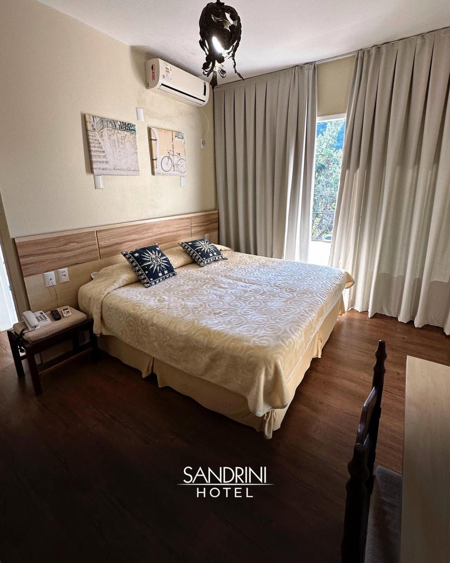 Hotel Sandrini Tubarão エクステリア 写真